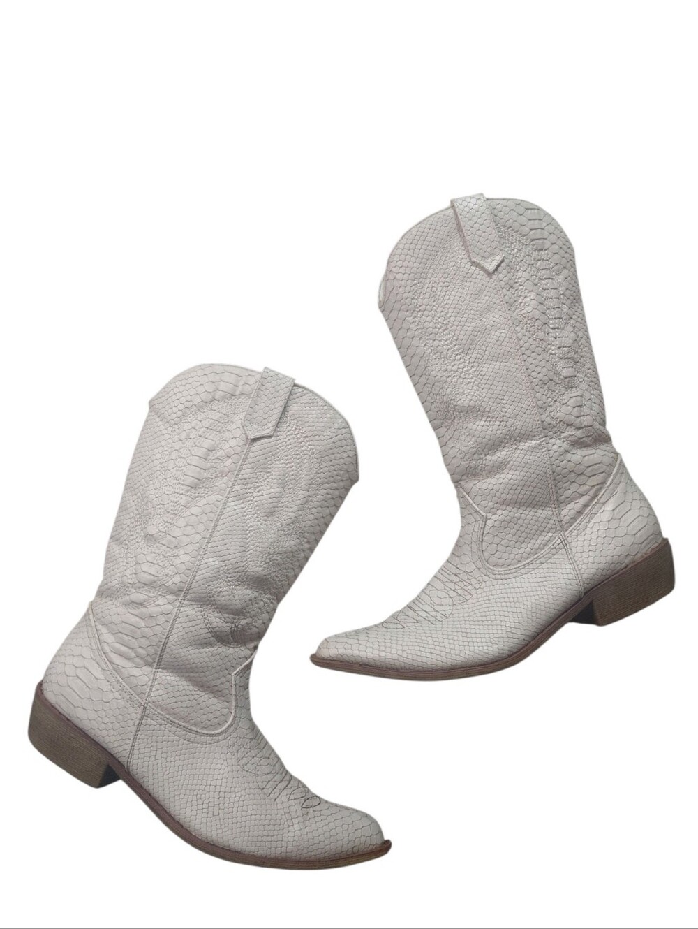 Coconuts by Matisse Gaucho White Cowboy Boots Size 9 Textured Western Boots